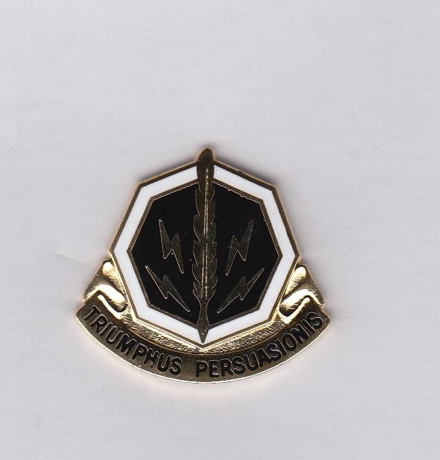 US Army 8th Psychological Operations Bn PSY-OPS POB crest DUI badge G-23