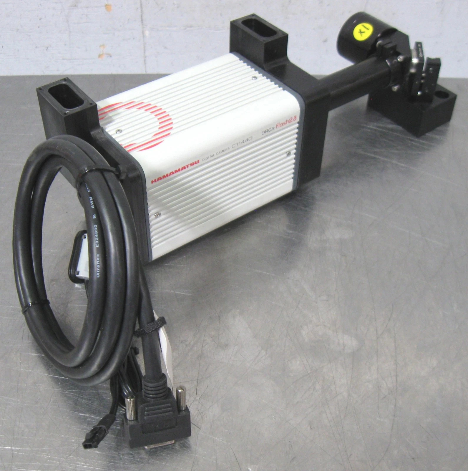 Hamamatsu Photonics ORCA-Flash 2.8 Digital Camera C11440-10C w/ Cables