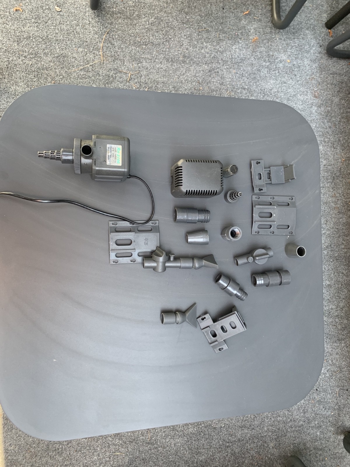 Rio 2100 Pump with accessories.