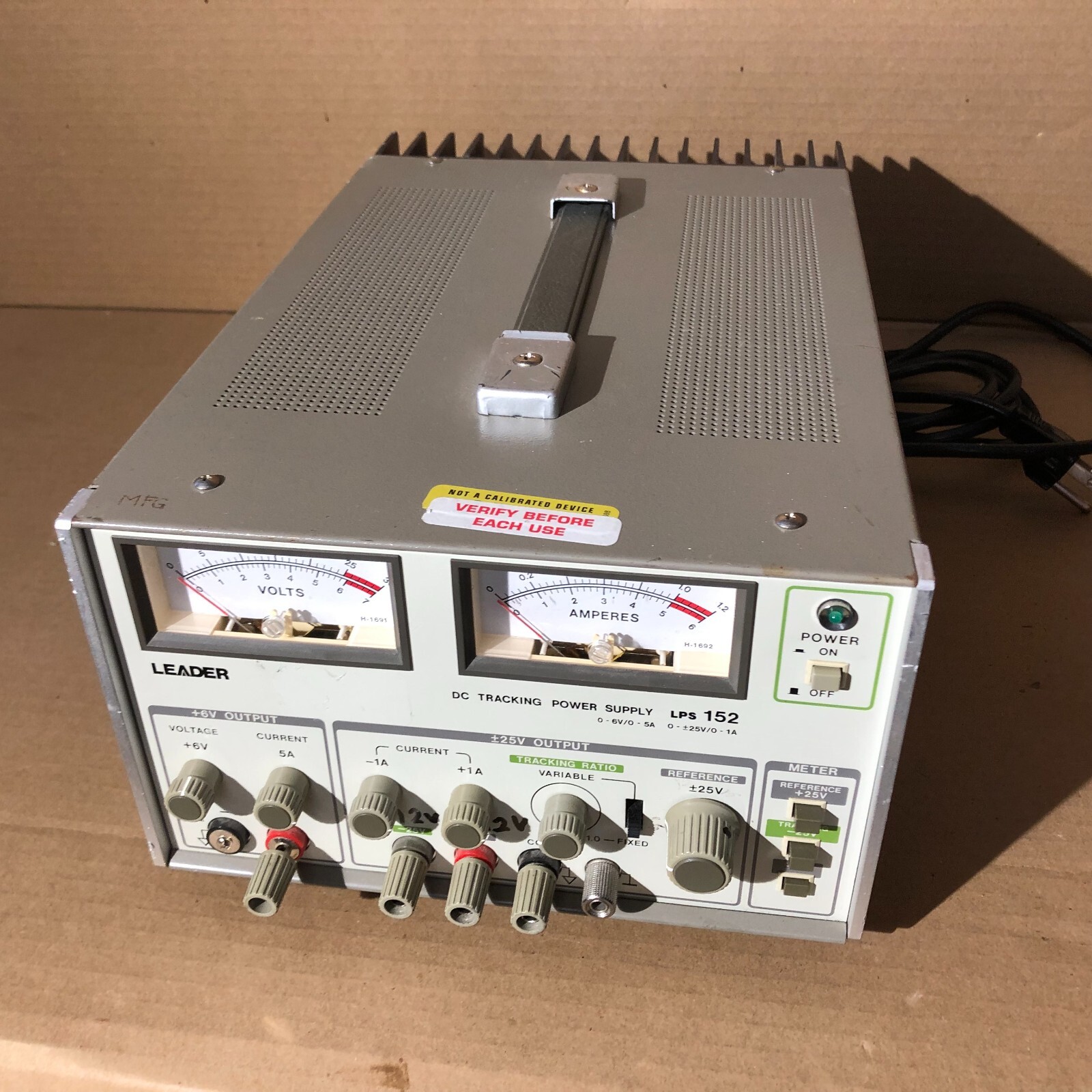 Leader model LPS-152 DC Tracking Power Supply