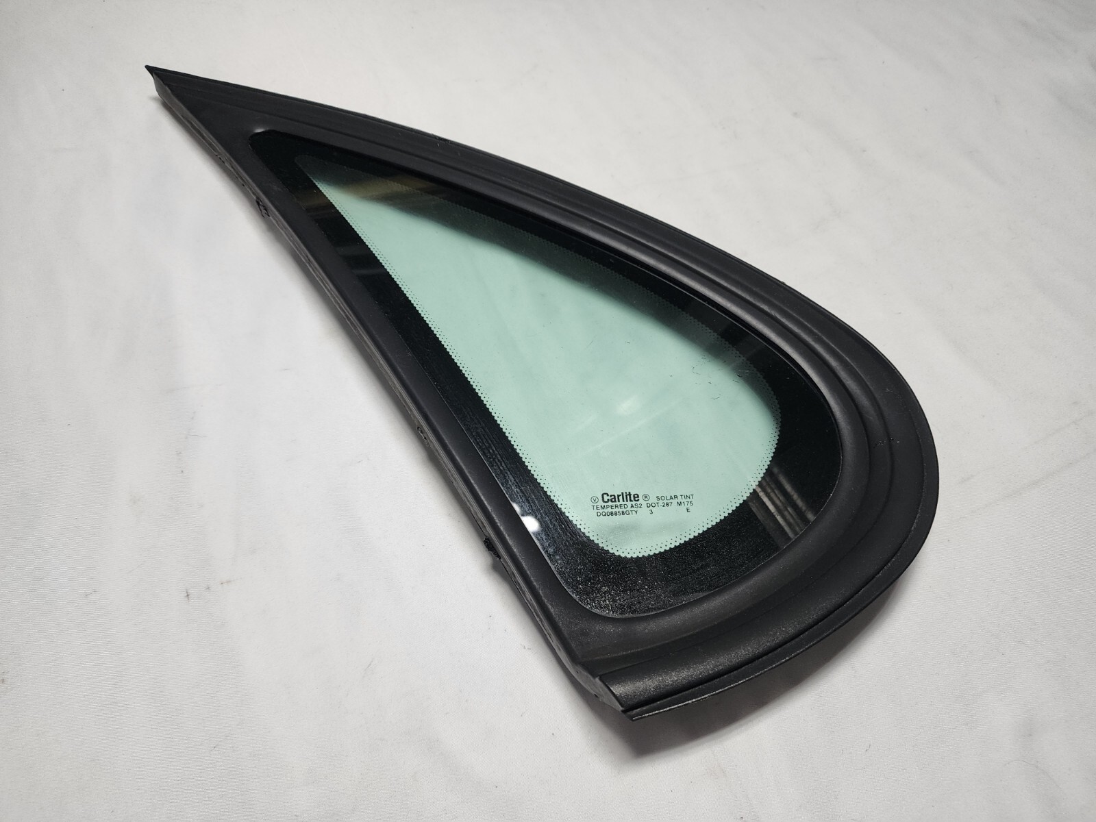 2000 - 2007 Ford Taurus Drivers (LEFT REAR) Quarter Glass (OEM)