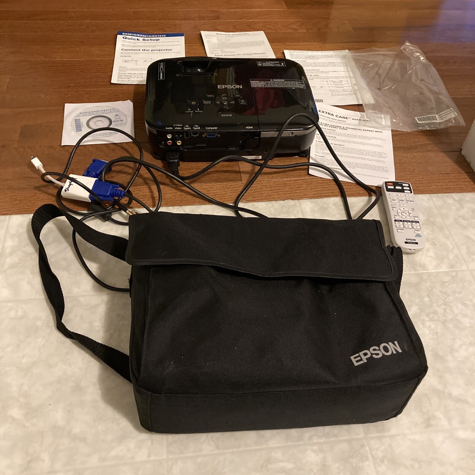Epson EX7210 WXGA 3LCD Multimedia Projector H428A with Remote Bundle 52 Lamp Hrs