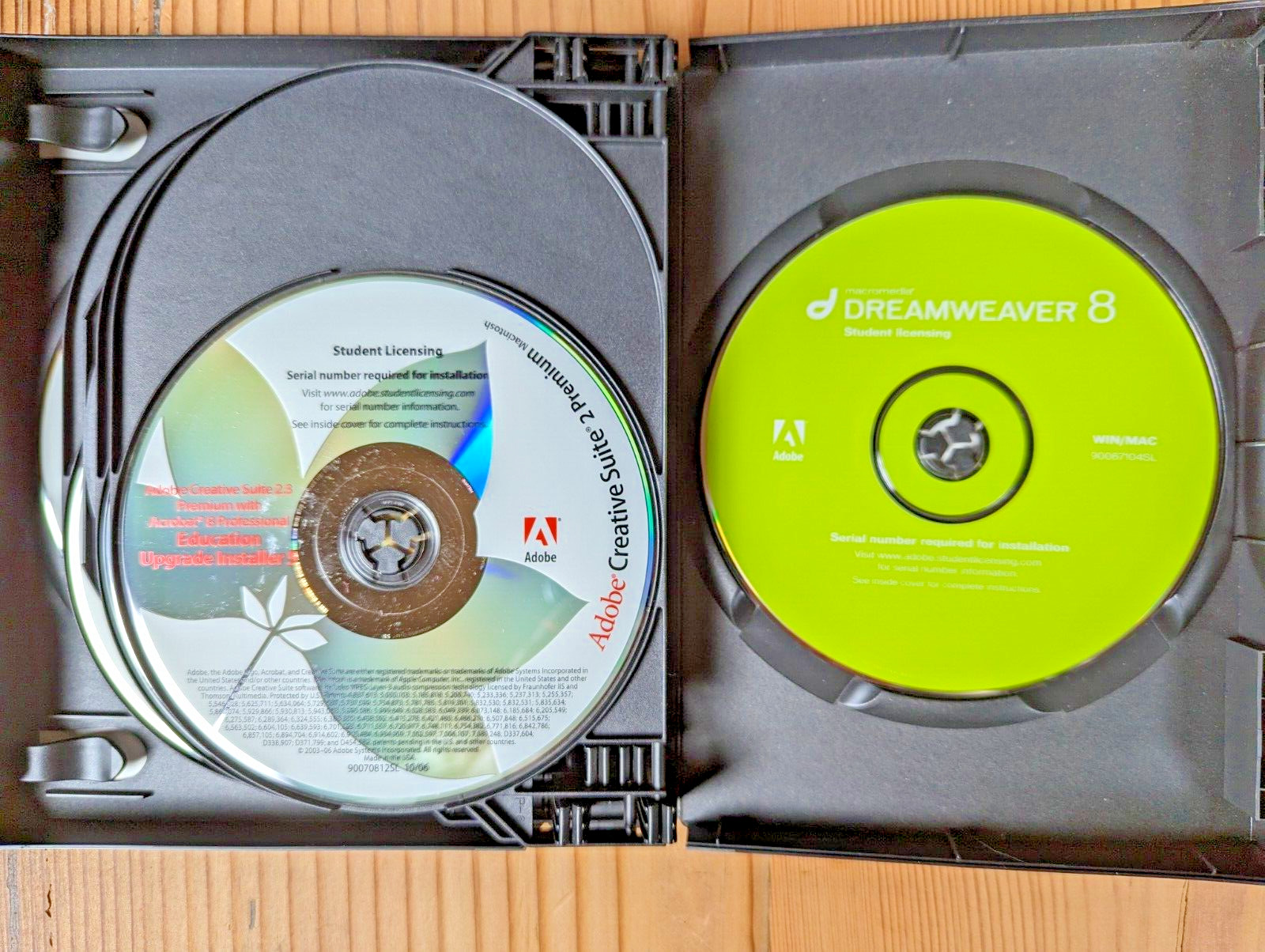 ADOBE CREATIVE SUITE 2 PREMIUM STUDENT MAC w/ Adobe Acrobat 8 Dreamweaver 8~CS2