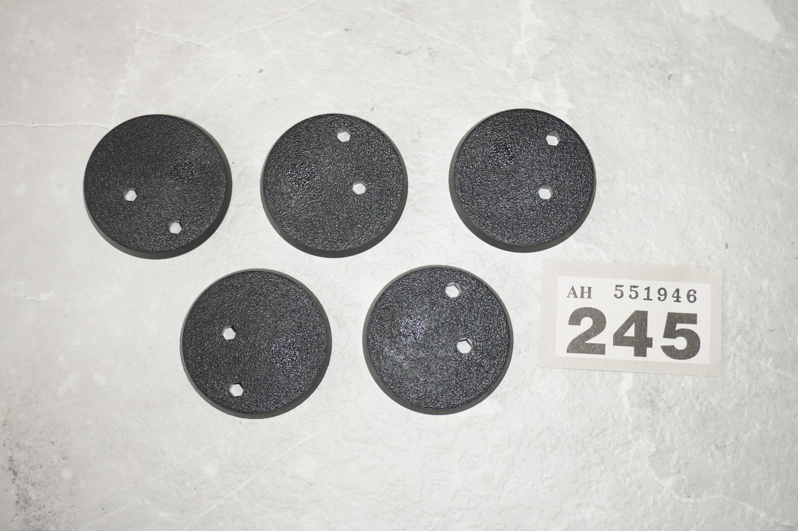 Games Workshop Warhammer 40K 40mm Round Bases x 5
