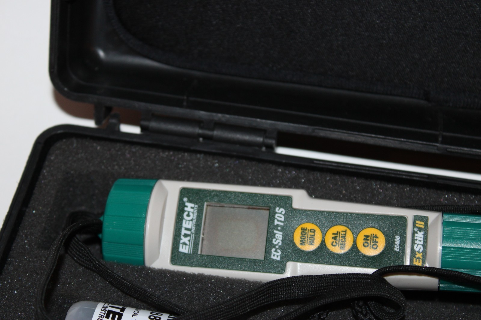 Extech ExStik EC400 Waterproof Conductivity, TDS, Salinity, and Temp Meter