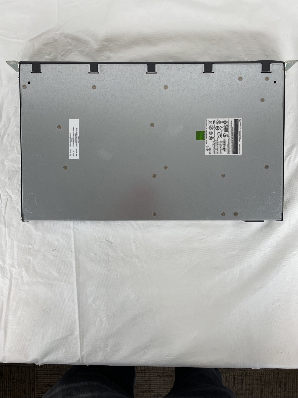 3Com Baseline Switch 2948 -SFP Plus 3CBLSG48 switch - READ