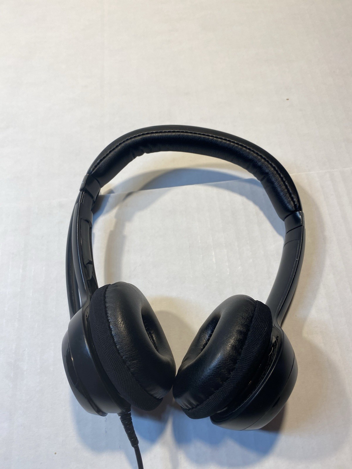 Logitech H390 USB-A Wired Stereo Headset Noise-Canceling Mic Inline Controls