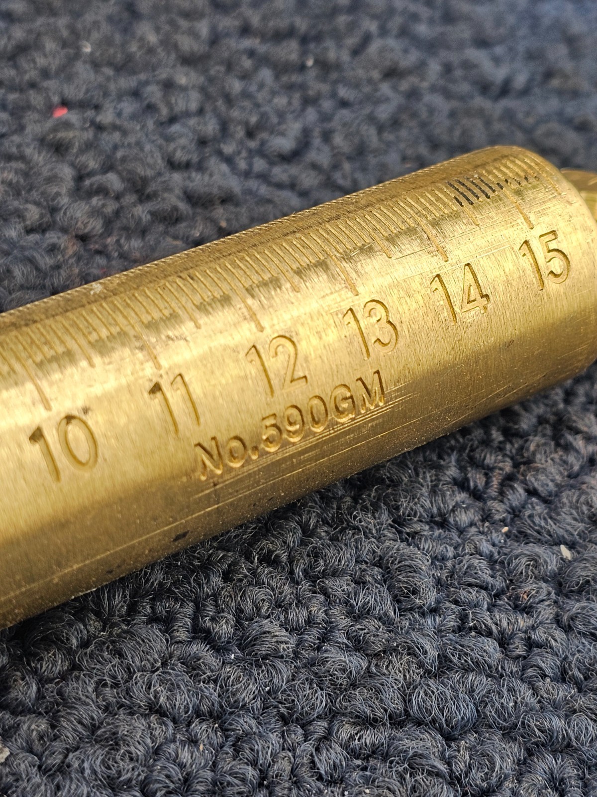 Lufkin 590GM: Solid Brass Plumb Bob/ Tapered Point Tip