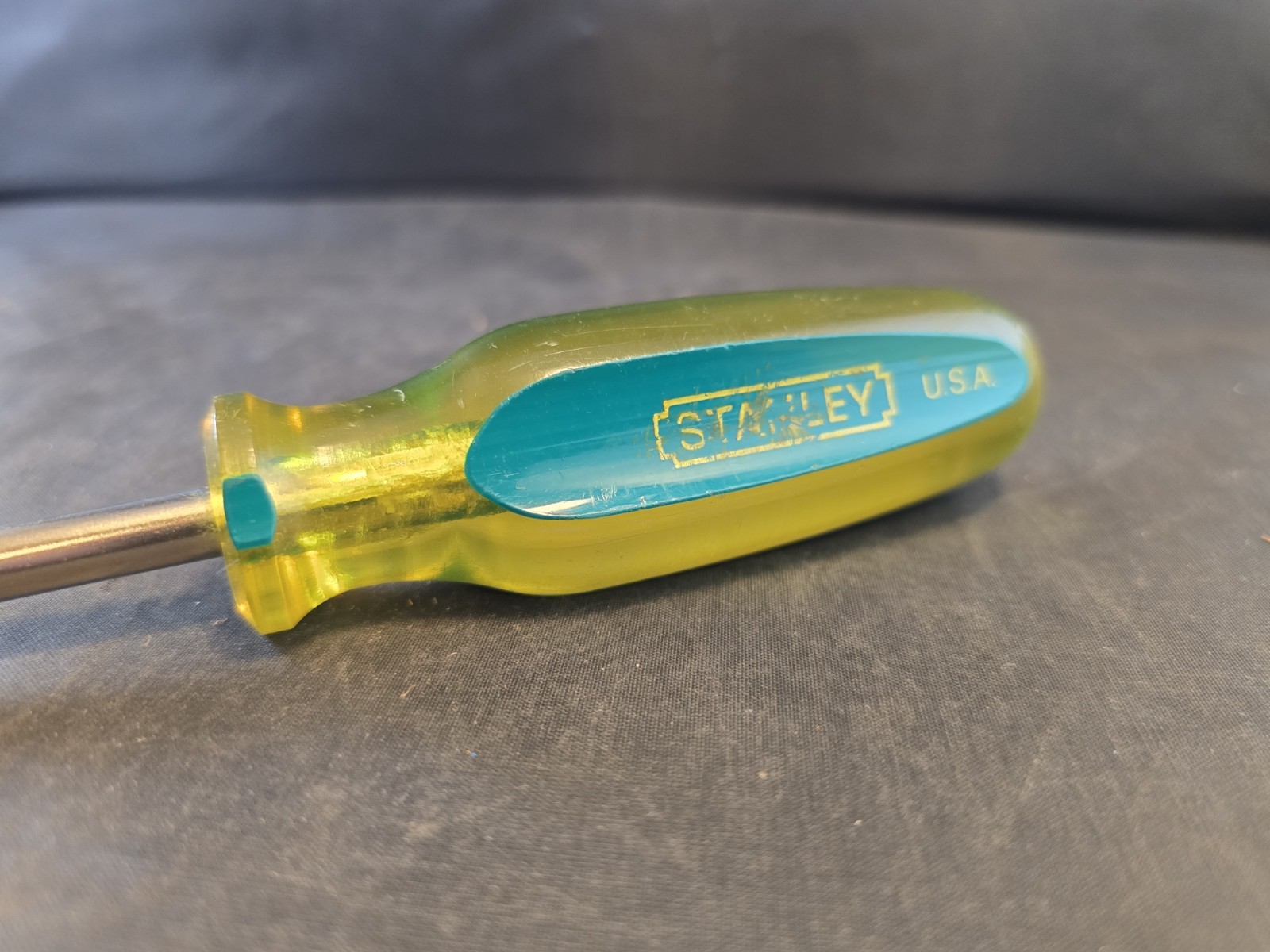 Vintage 10" Stanley Yellow And Green Flat/Slotted Screwdriver USA