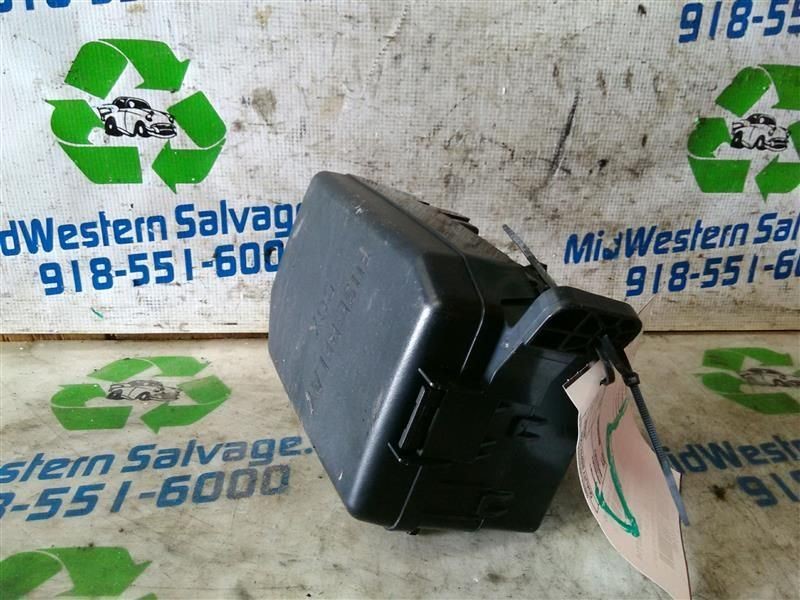 Fuse Box Engine Compartment Fits 06-11 ACCENT 8225423