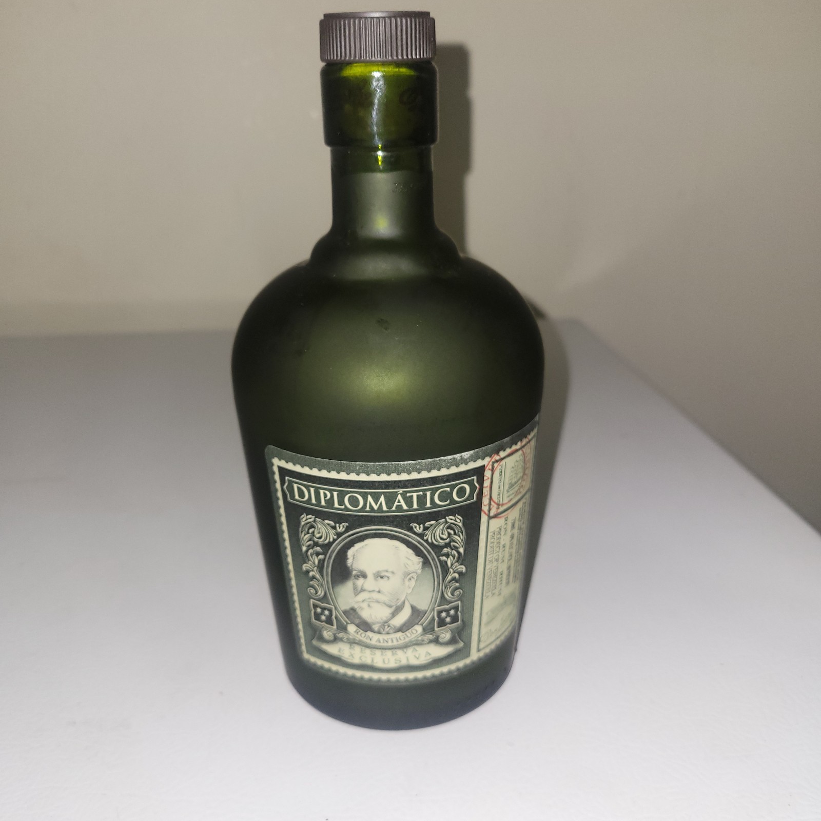 EMPTY Diplomatico Ron Antiguo Reserva Exclusiva Venezuela Rum Green Bottle