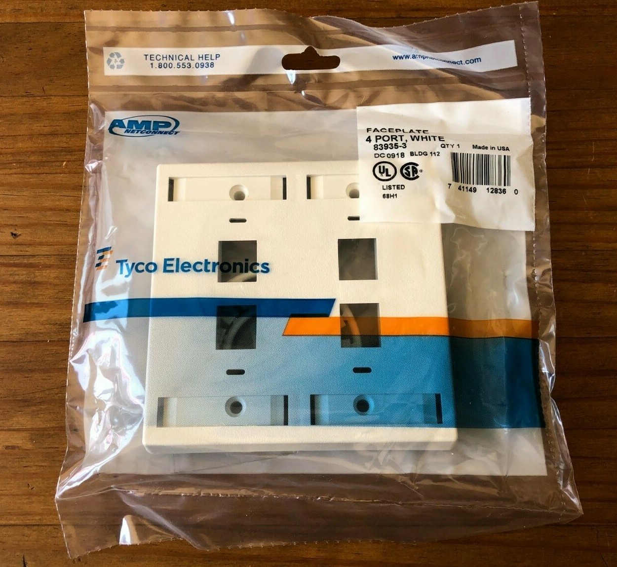 AMP Tyco Electronics 4-Port Faceplate 83935-3 White (Lot of 30)