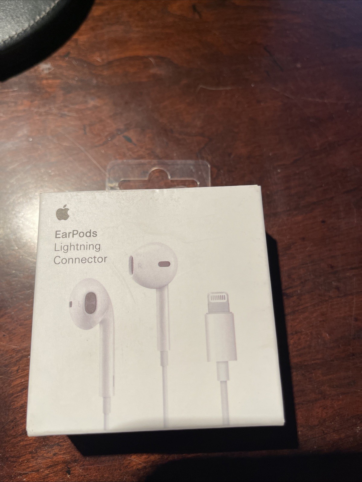 Apple EarPods Headphones Lightning Wired for iPhone iPad OPEN BOX READ Original