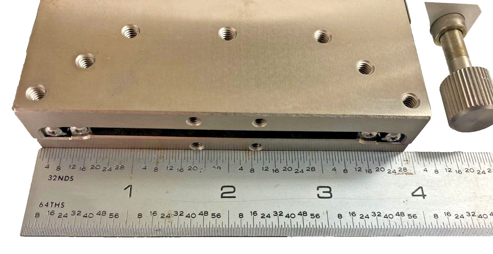 Manual Translation Stage 4" X 4" Single Axis (10848)