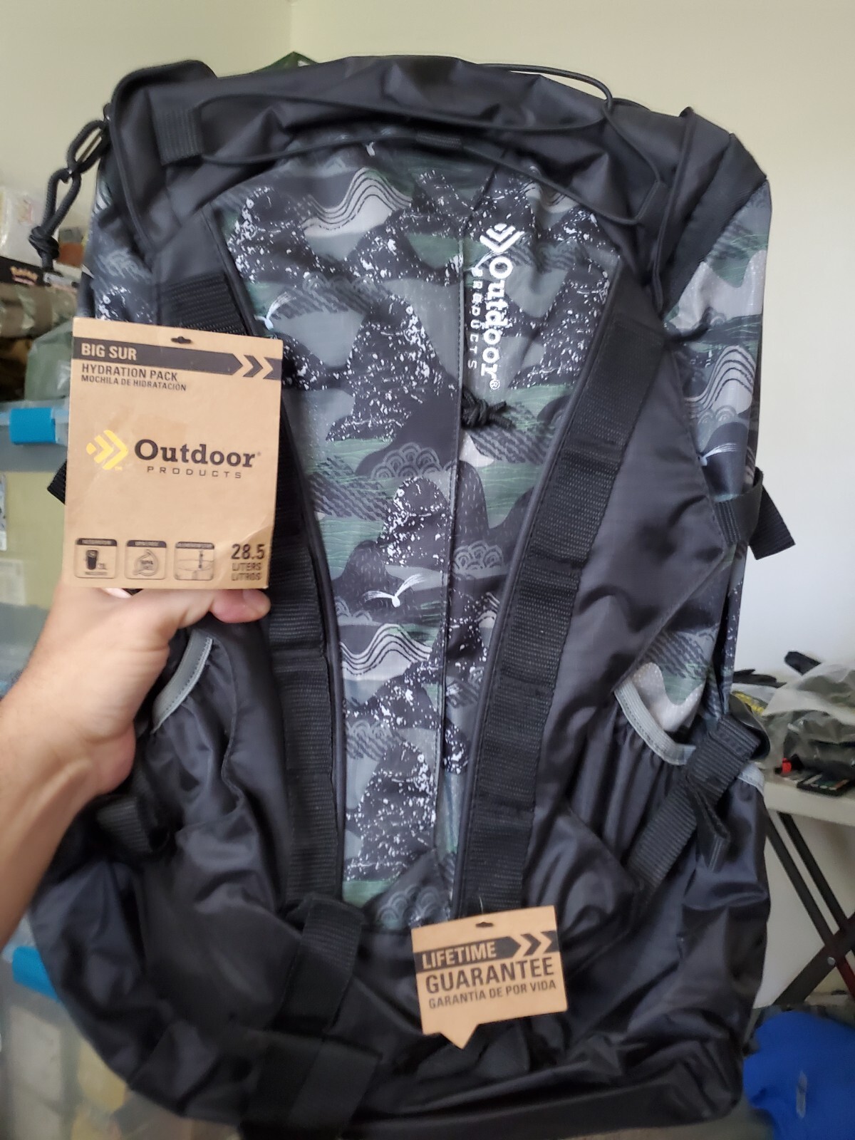 Outdoor Products Big Sur 28 L Hydration Pack 3 Liter 100 OZ Reservoir New Save