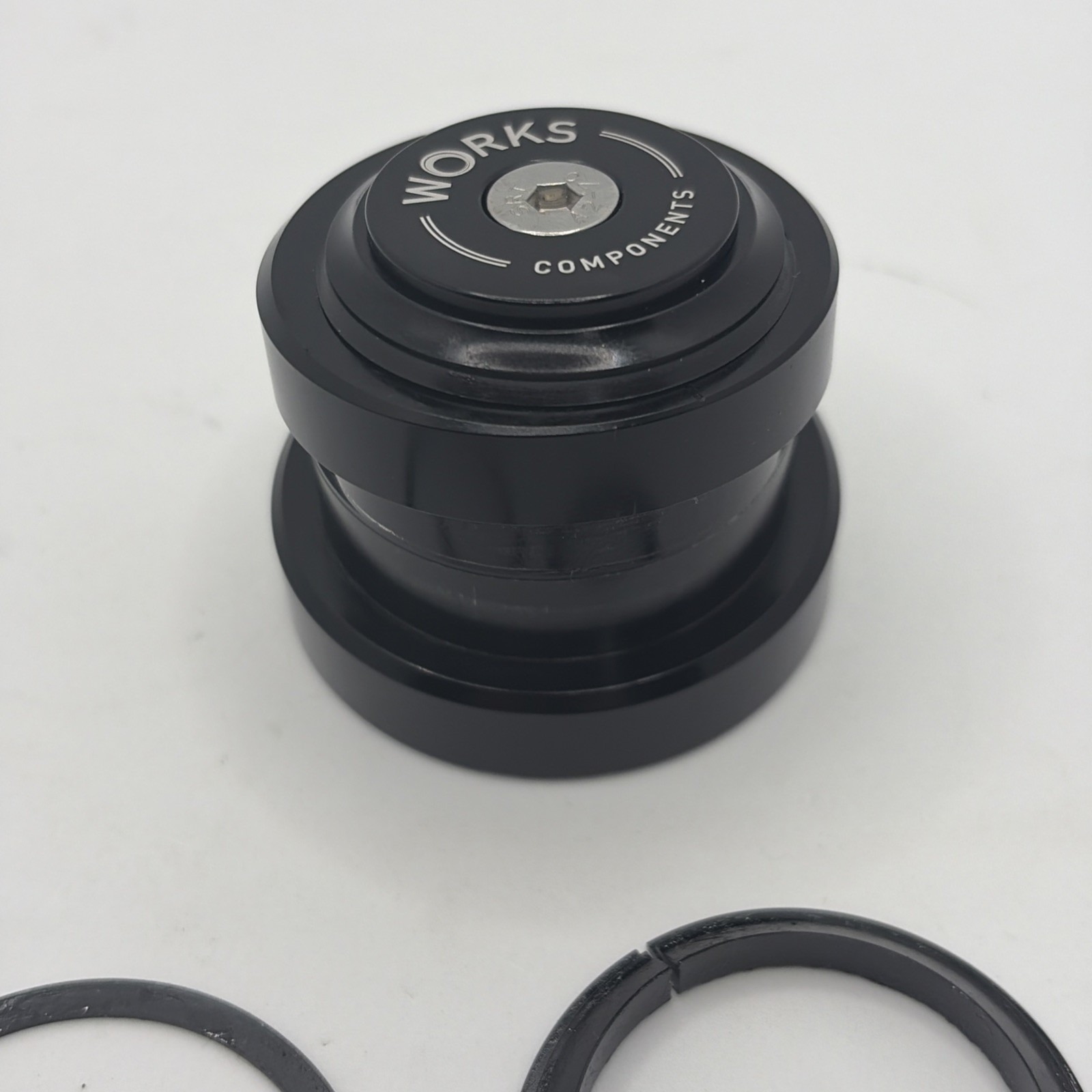 Works Components 1.5 Degree EC44-ZS49 Angle Headset Tapered 100-109mm Used MTB