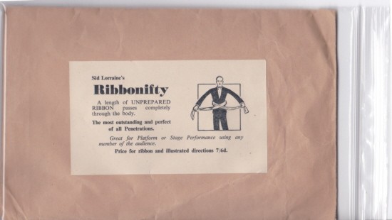 RIBBONIFTY By SID LORRAINE - RIBBON THRU BODY (Ribbon & illustrations) - Vintage