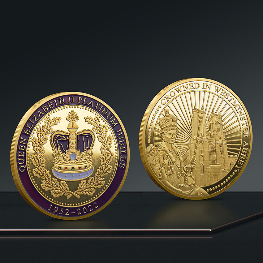 Queen Elizabeth II Gift Souvenir Coin 1952-2022 70th Platinum Jubilee Challenge