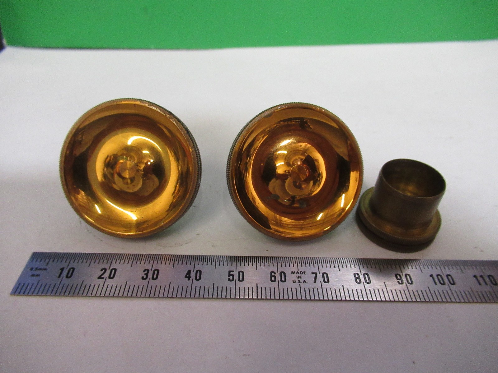 ANTIQUE SPENCER AO SET OF BRASS KNOBS MICROSCOPE PART AS PICTURED T5-A-67