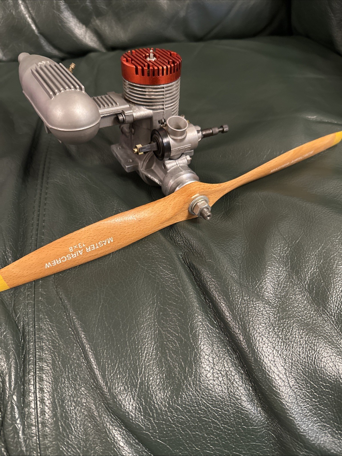 ASP .91A SUPER ABC RED HEAD RC AIRPLANE ENGINE  With Muffler And 13x8 Prop
