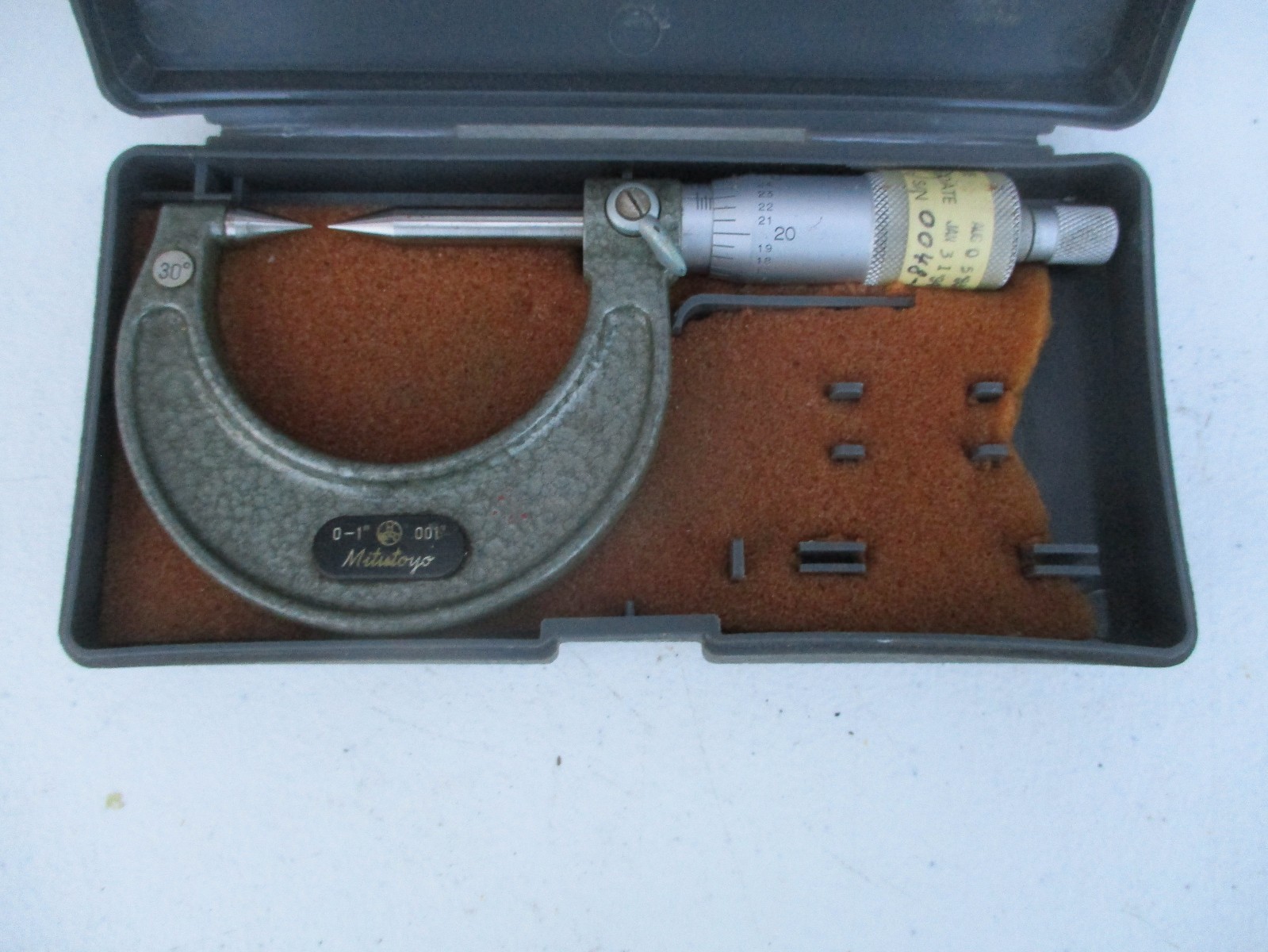 Mitutoyo 112-225 Point Micrometer 0-1" .001" w/ Original Protective Hard Case