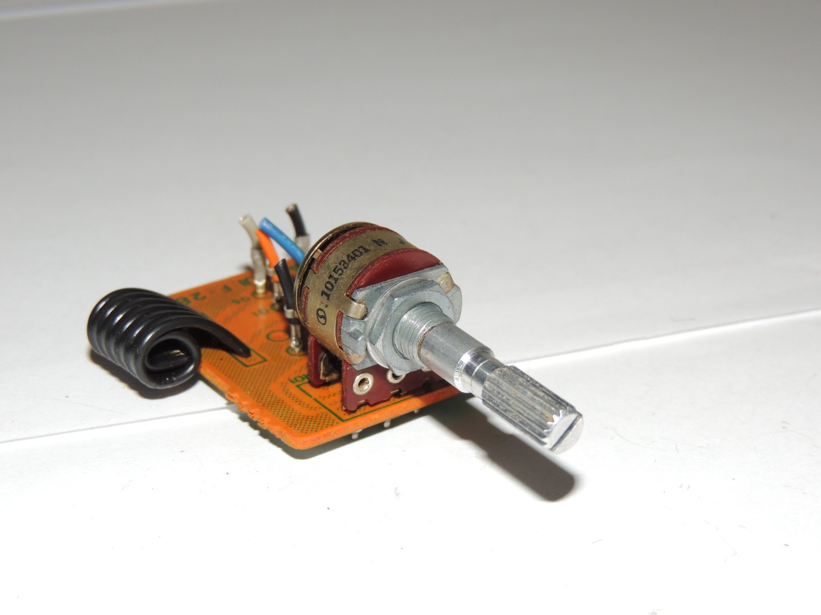 Sansui G-5700   Rotary Balance Control Assembly   F2878 - 1015340