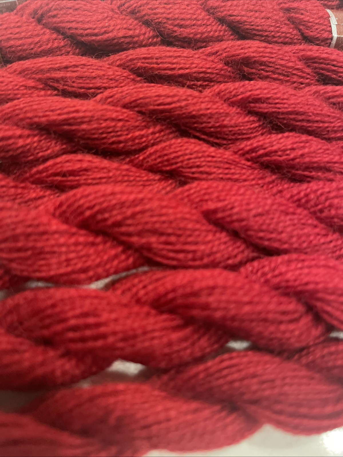 DMC Broder Medicis Laine Tapestry Wool 25 Meter Skein - Color 8102 - Red