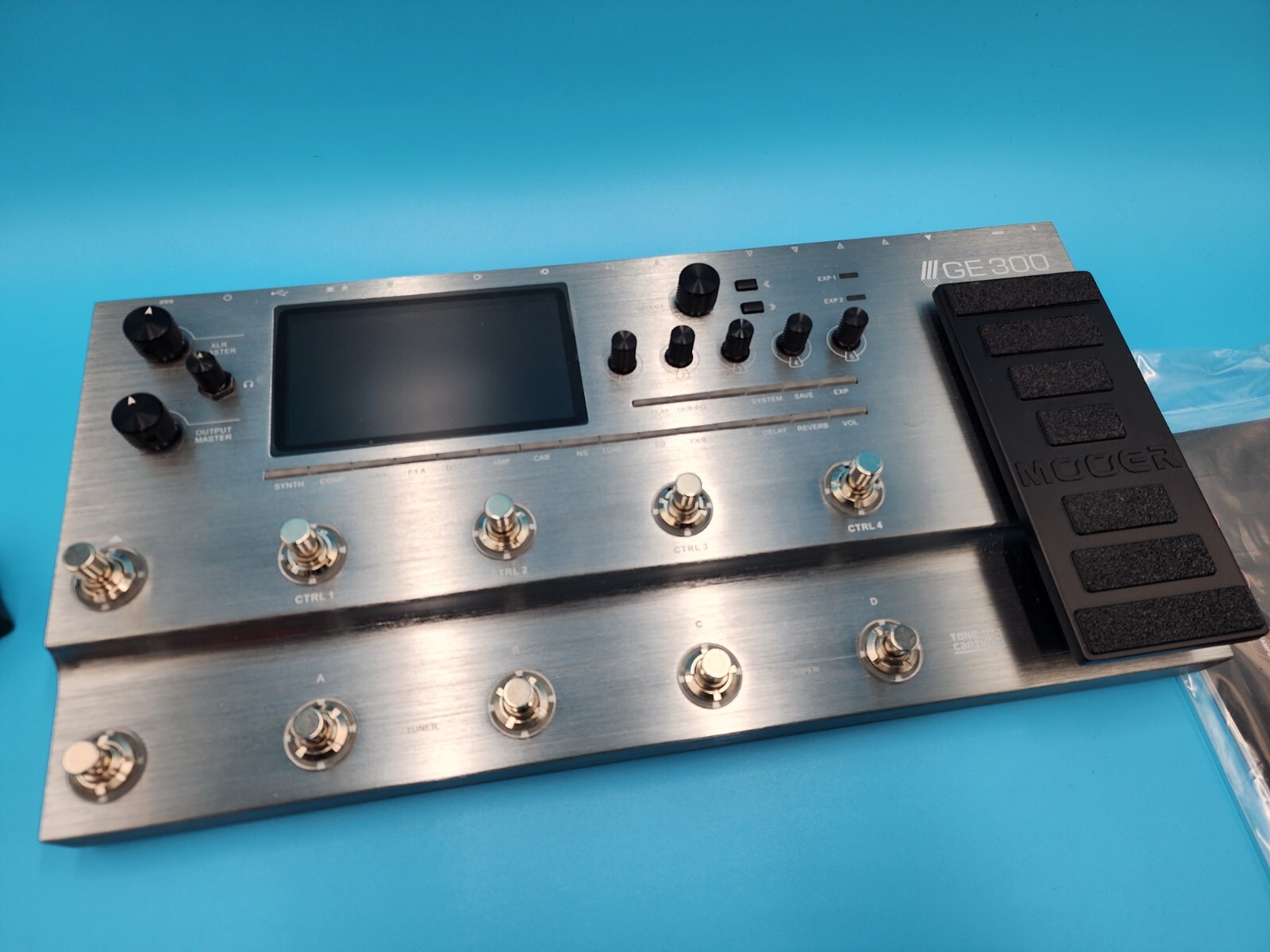 Mooer GE300 Guitar Amp Modeling Effect Processor Synth Pedal Bass Capture GE 300