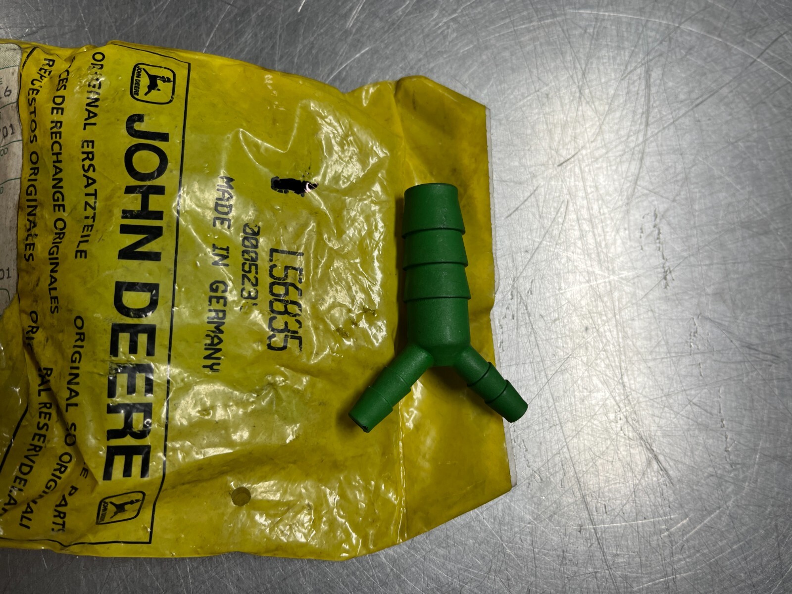 L56835  Genuine OEM   John Deere   HOSE FITTING