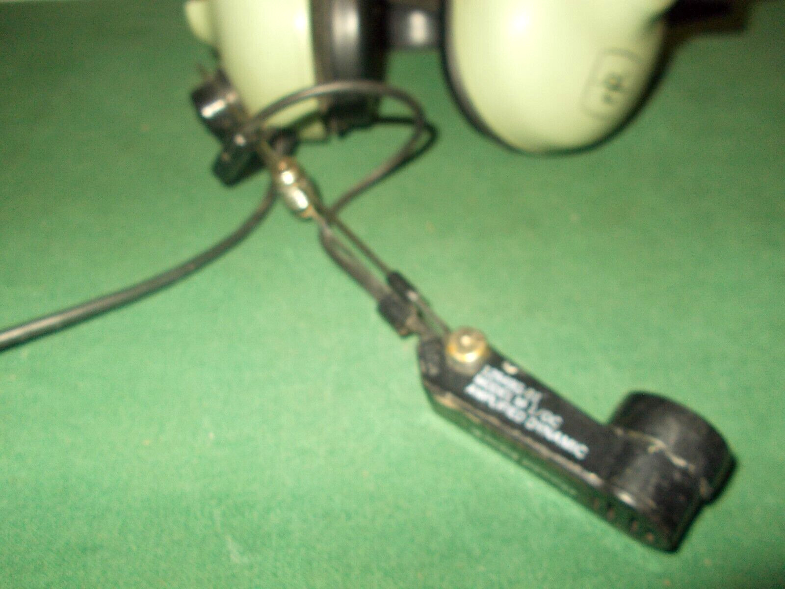 DAVID CLARK H3340 AVIATION HEADSET TESTED AND WORKING