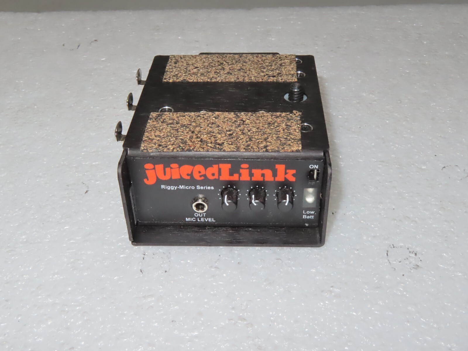 JuicedLink Riggy Micro Low-Noise 3 XLR Input Preamp RM333 for DSLR Cameras