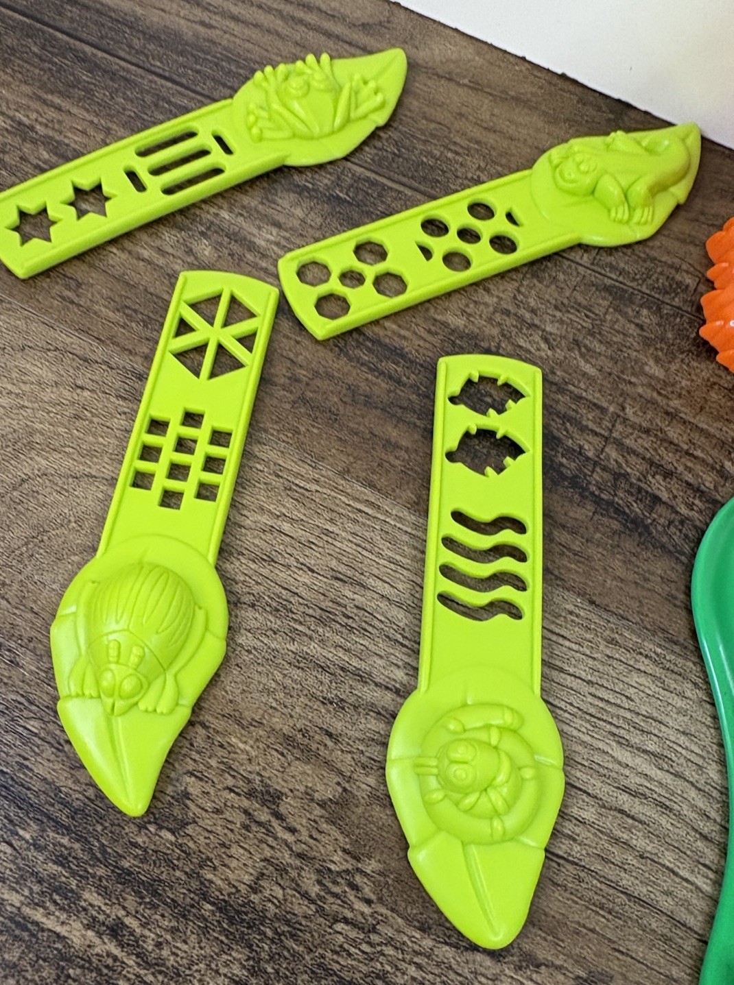Vintage Play Doh Jungle Playset Replacement Pieces Tiger Tree Base