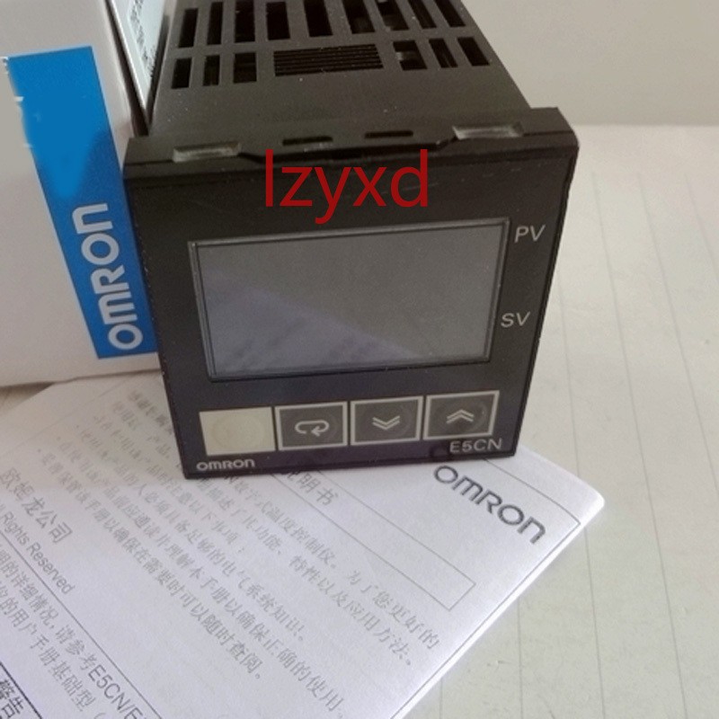 Omron E5CN-R2MTC-500 Temperature Controller 100-240VAC New In Box E5CNR2MTC500