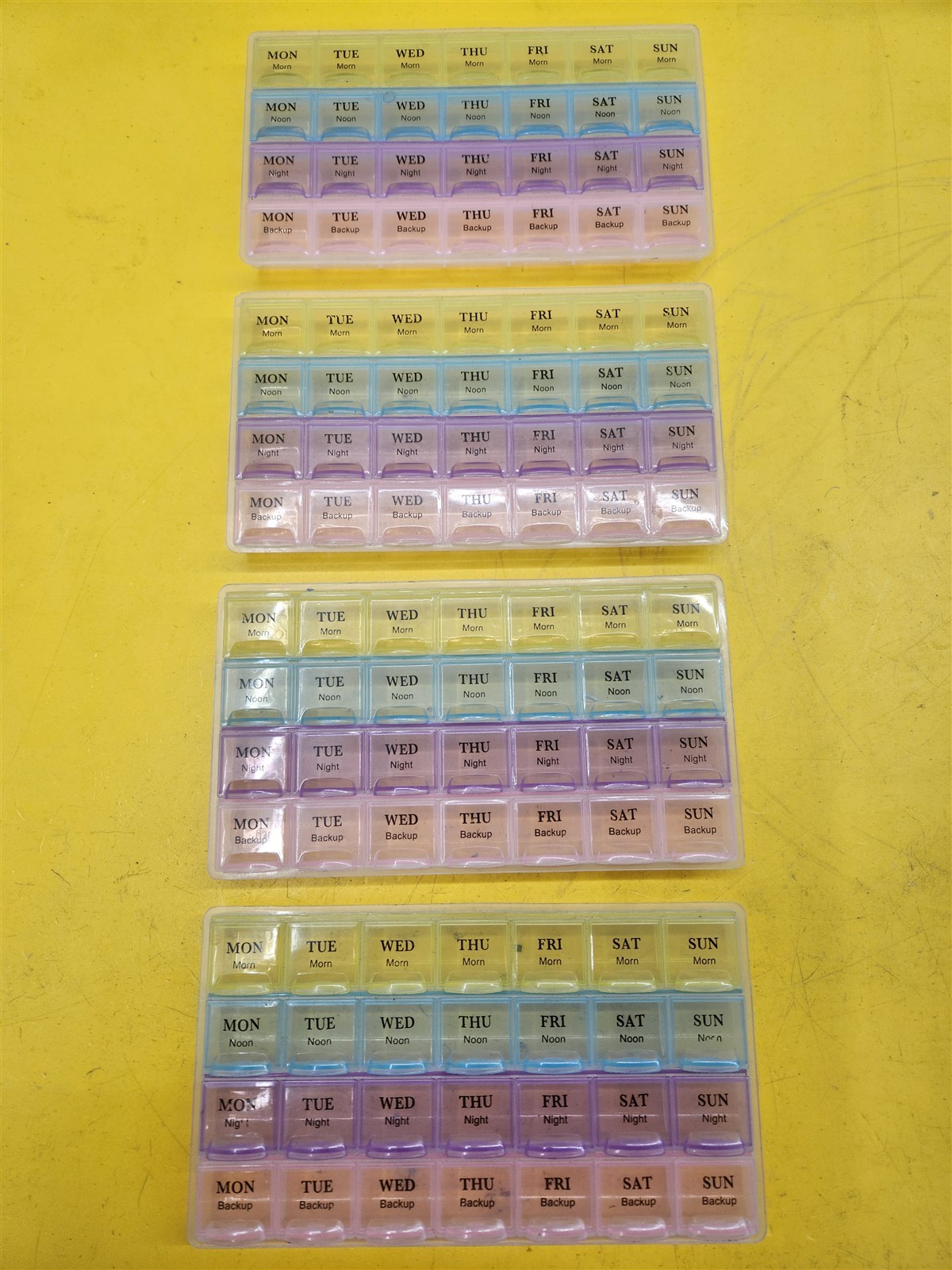 ⭐️⭐️⭐️⭐️⭐️ **LOT OF 4** 3 Times a Day + Backup Pill Organizer