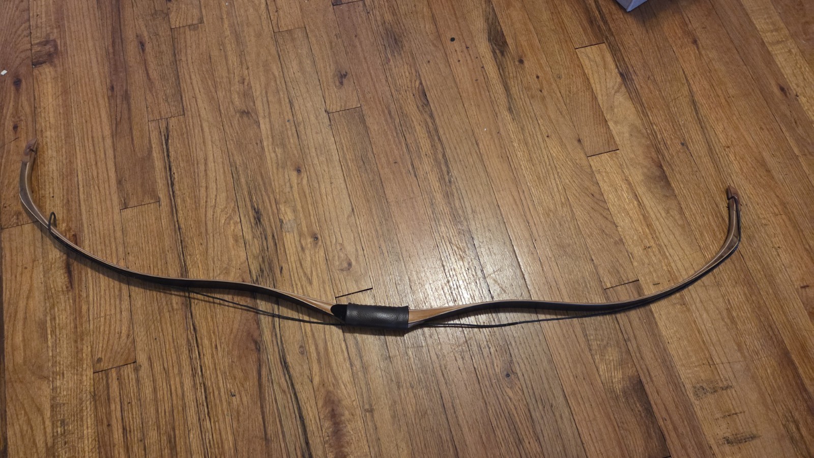 Saluki Damascus Bow
