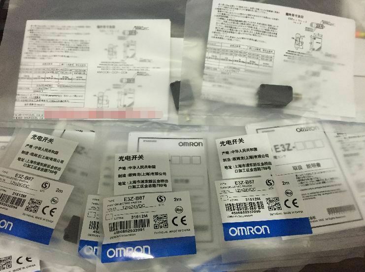 1PC New Omron E3Z-D87 E3ZD87 Sensor Free Shipping