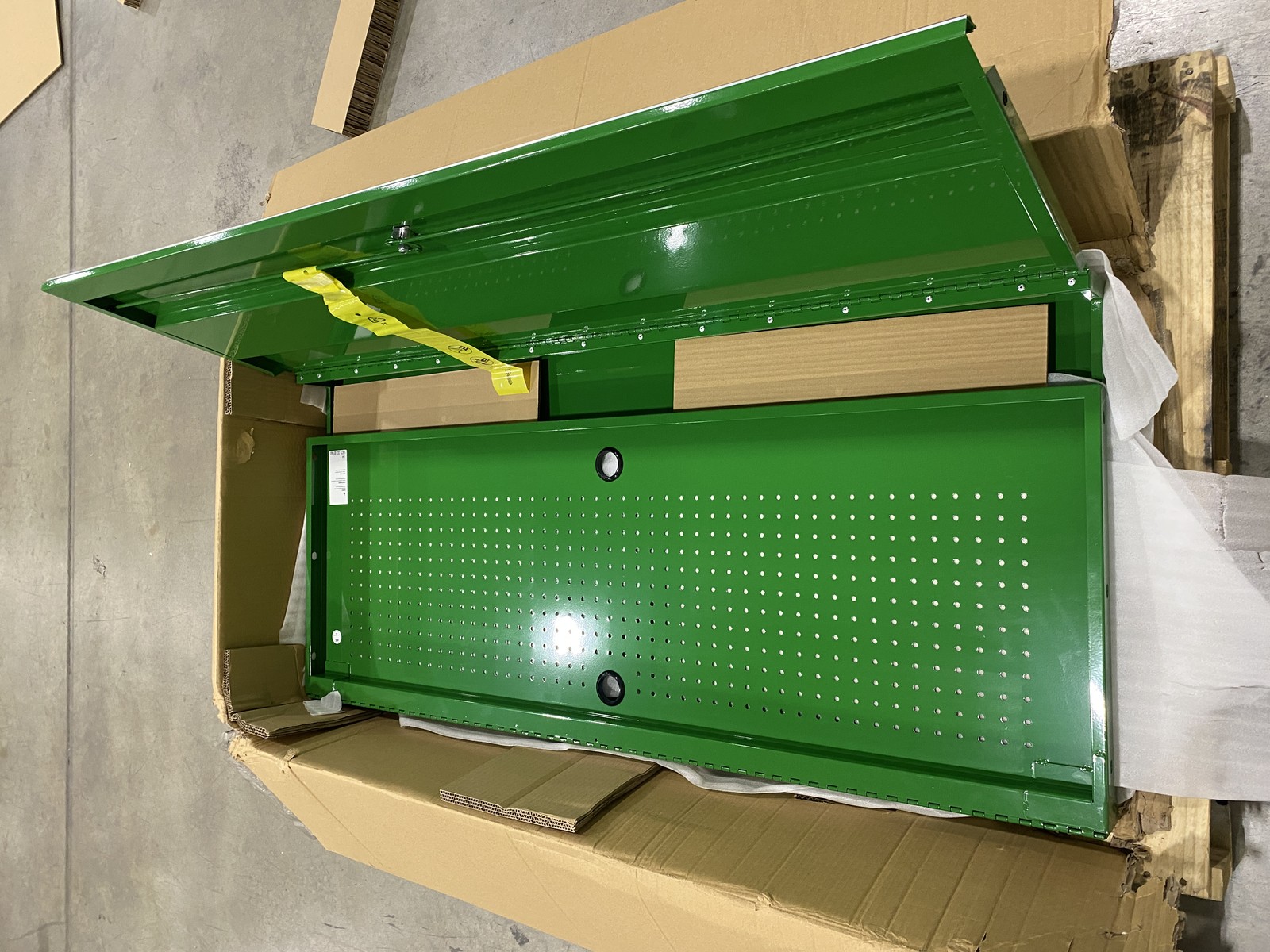 John Deere 56” Top Hutch 24” D AC-5624H-G
