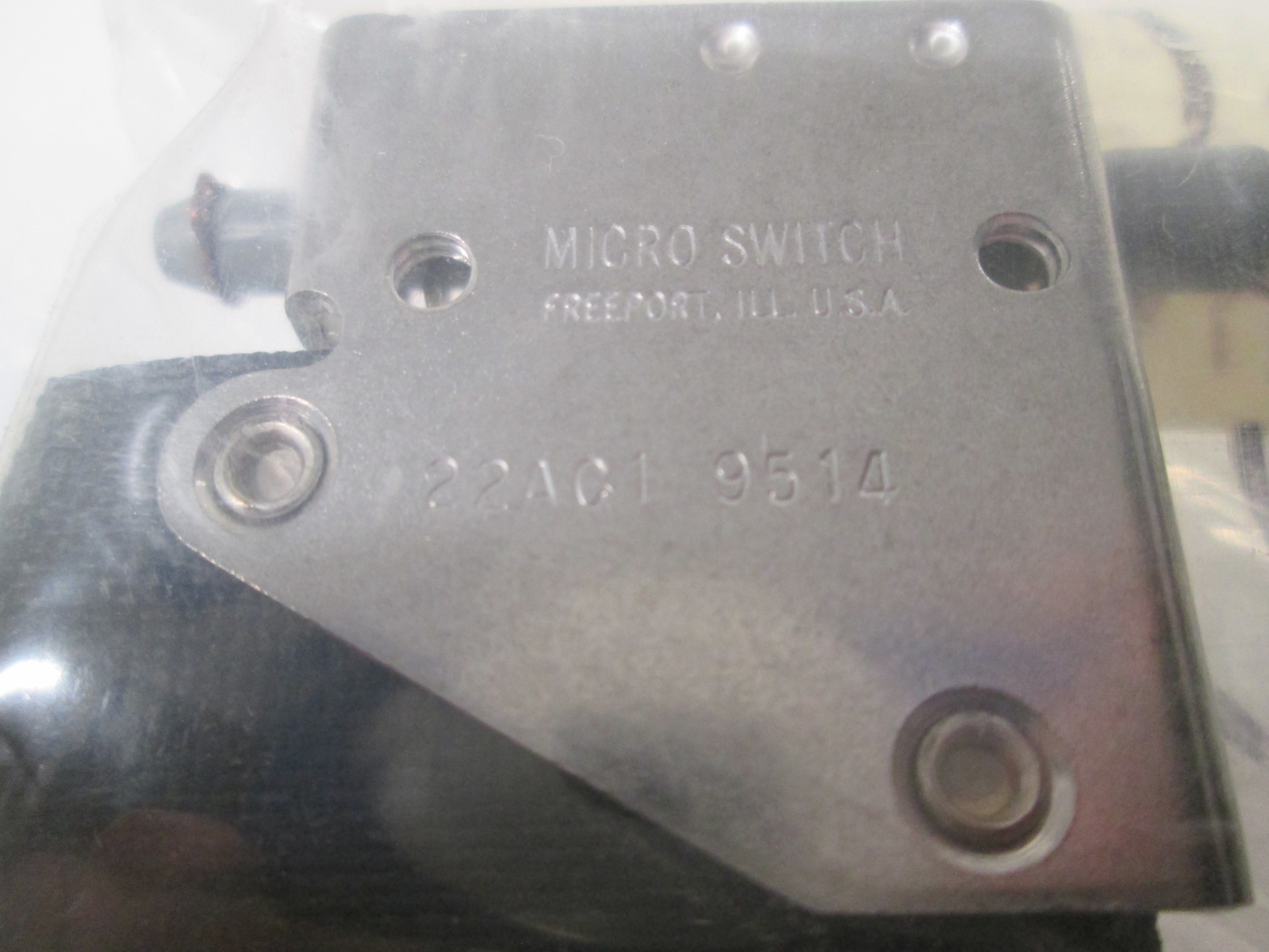 Micro Switch, 22AC1 9514, Door Interlock Switch, 301-021, New