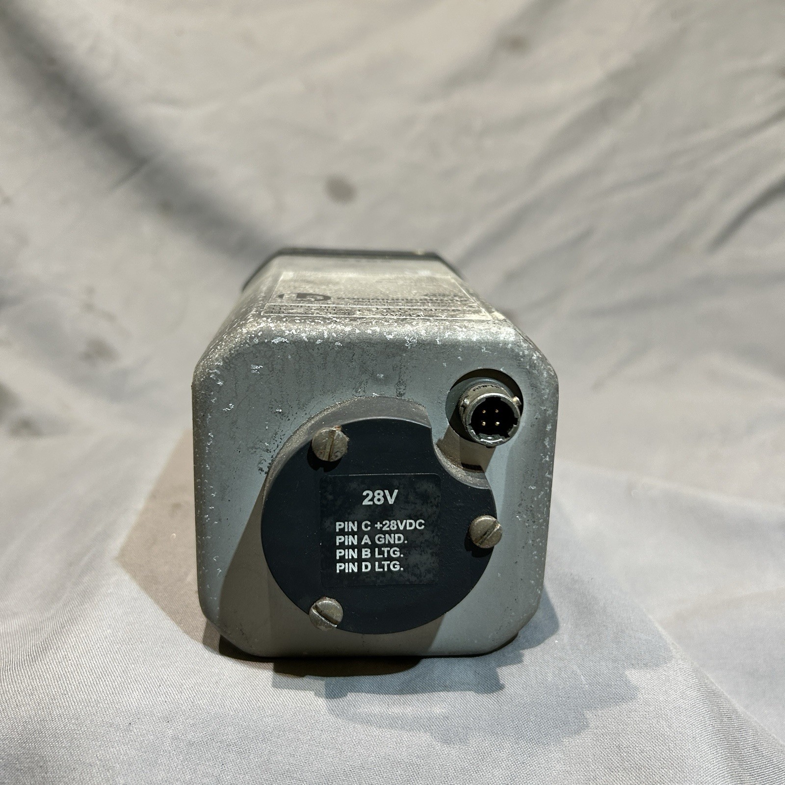 Horizon Reference Indicator Goodrich PN: 504-0111-928 Model: 1100-28LS (7F)