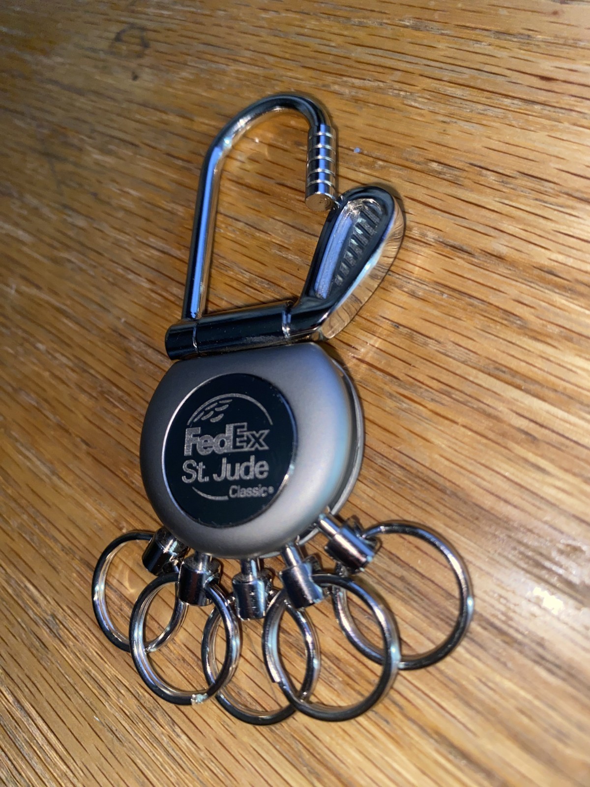FedEx - St. Jude Classic Golf 5 SEPARATE KEY HOLDER.