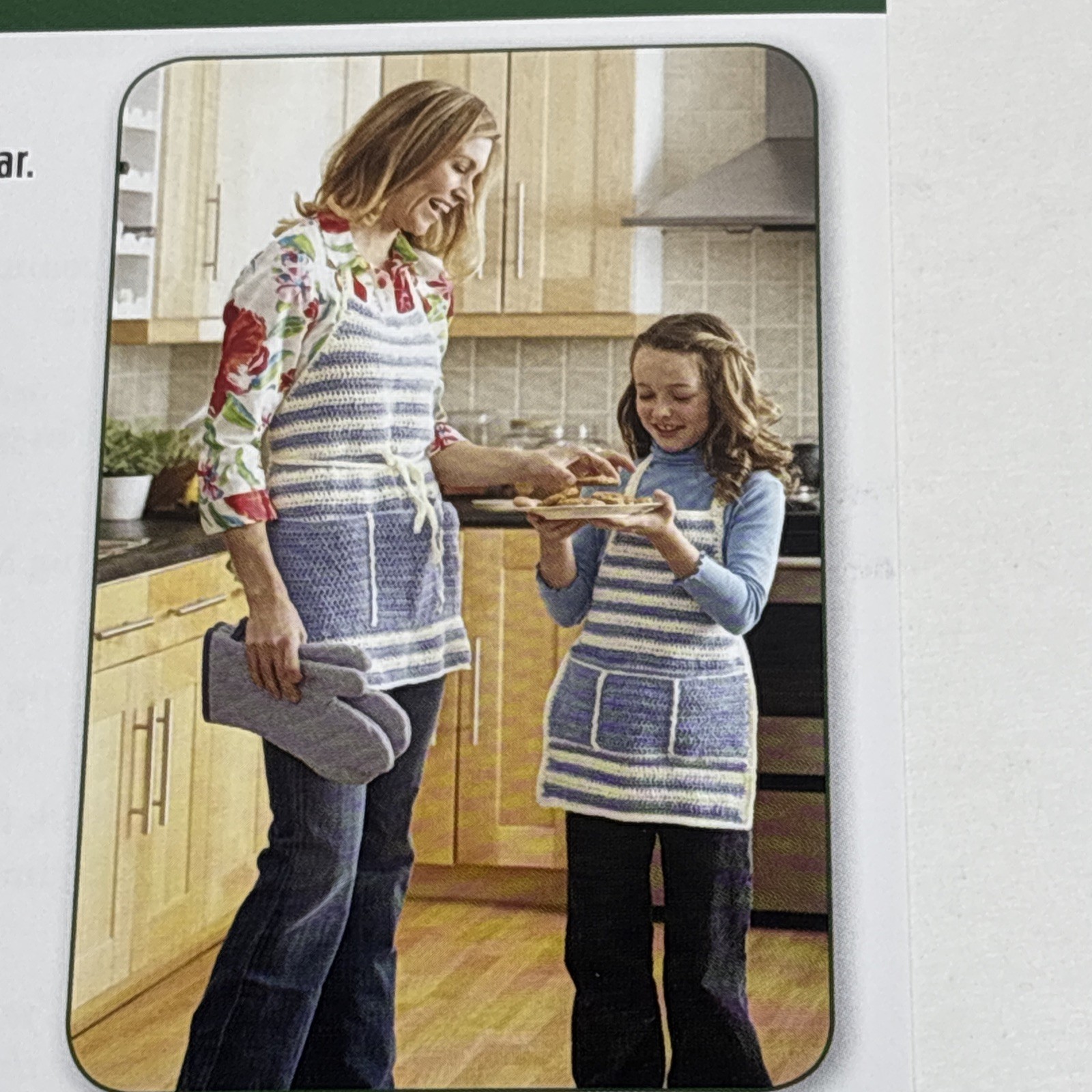 Aprons for Mom & Me Child & Adult Size Crochet Pattern Cards Pages