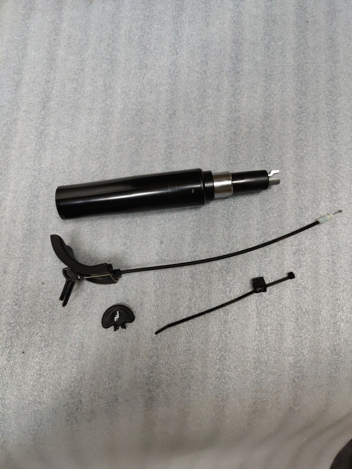New OEM Herman miller classic Aeron chair Replacement Pneumatic Cylinder Claw