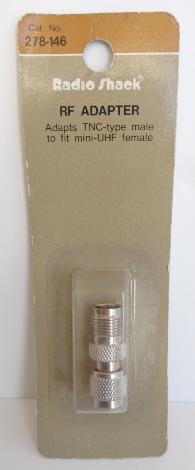 Radio Shack RF Adapter Adapts TNC-type male to fit mini-UHF female 278-146 NOS