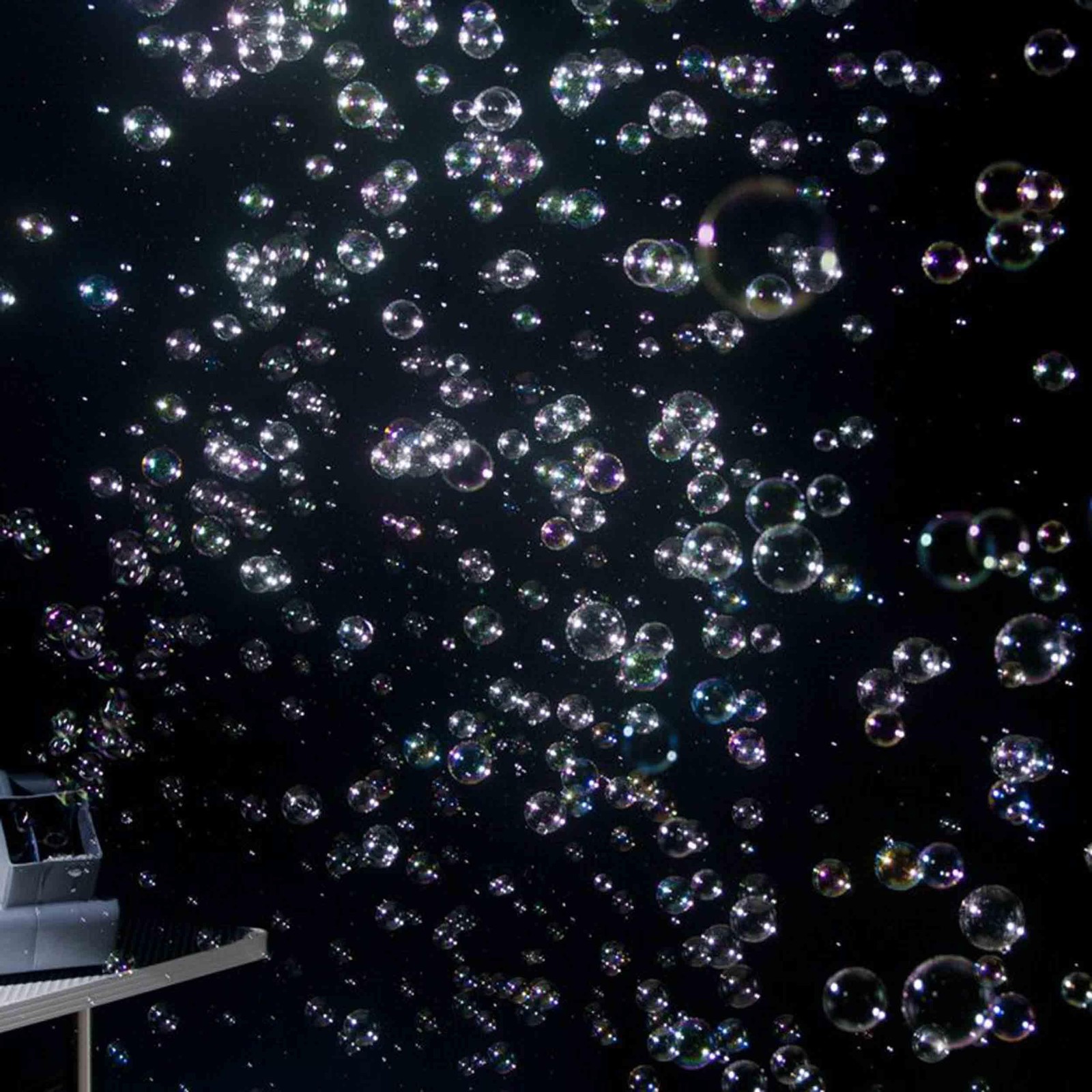 Eliminator Lighting Bubbletron EX High-Powered Bubble Machine