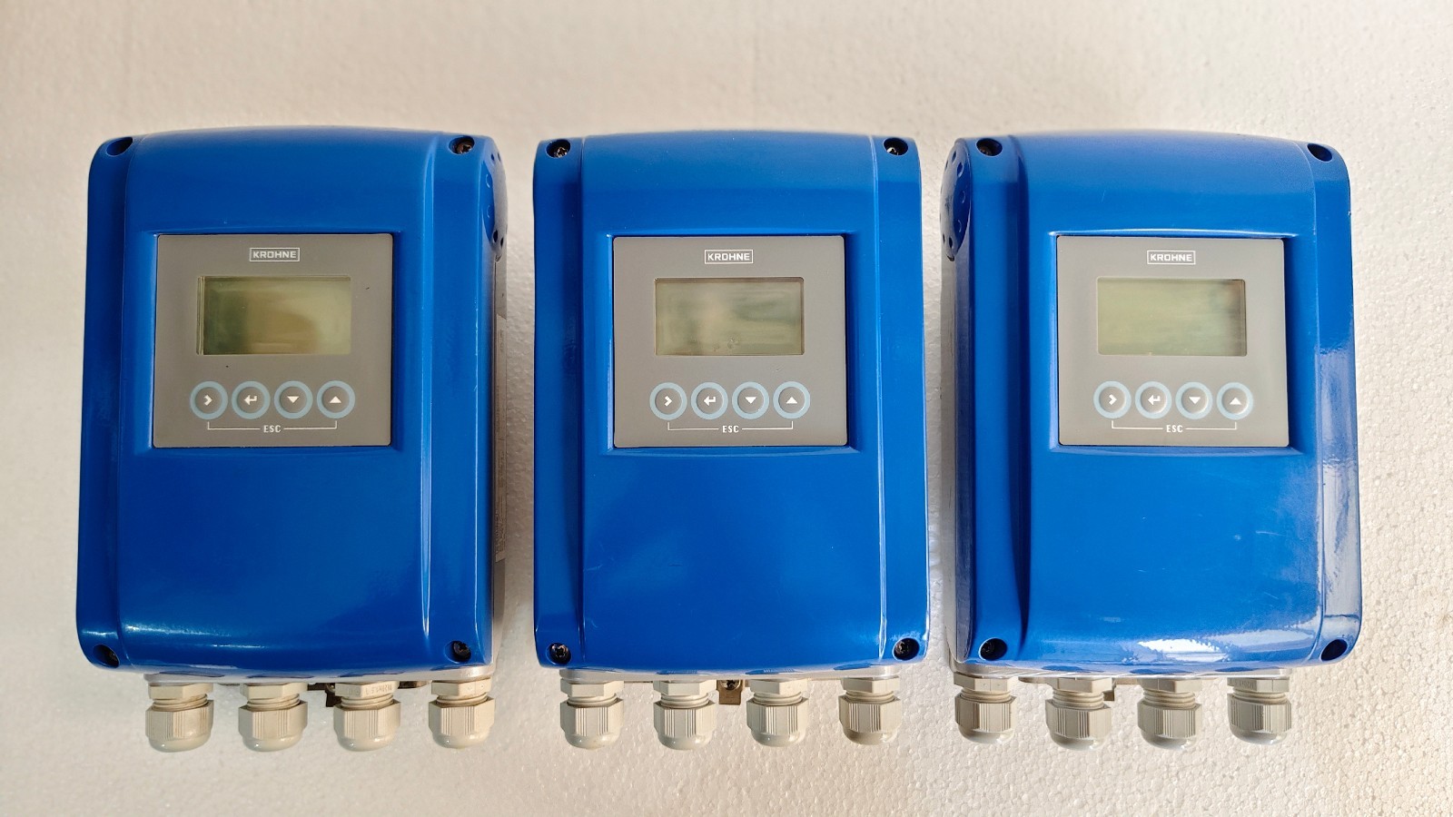 KROHNE IFC 100 ELECTROMAGNETIC FLOW TRANSMITTER WALL MOUNTED