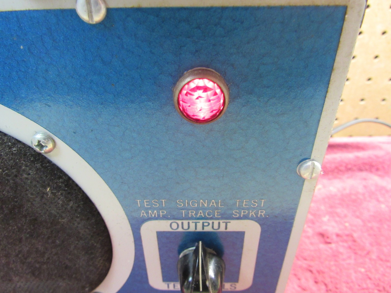 VINTAGE EICO MODEL 145 MULTI-SIGNAL TRACER