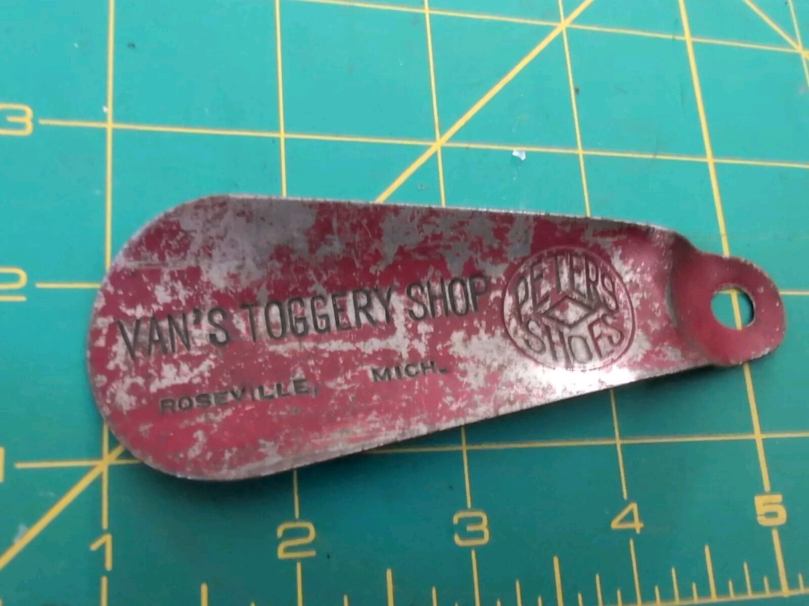 Vans Toggery Shop Peters Roseville Mi Advert SHOE HORN   VINTAGE ORIGINAL SUPER