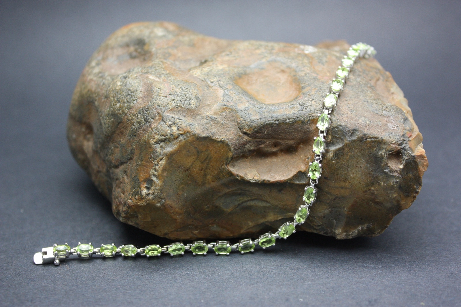 PERIDOT GEMSTONE BRACELET set in STERLING SILVER FREE SHIPPING! FREE GIFT WRAP!