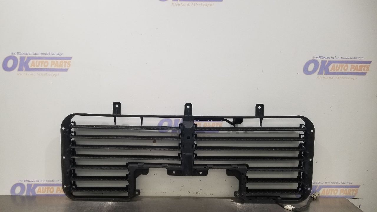 18 CHEVY SILVERADO 1500 6.2L AIR SHUTTER ASSEMBLY