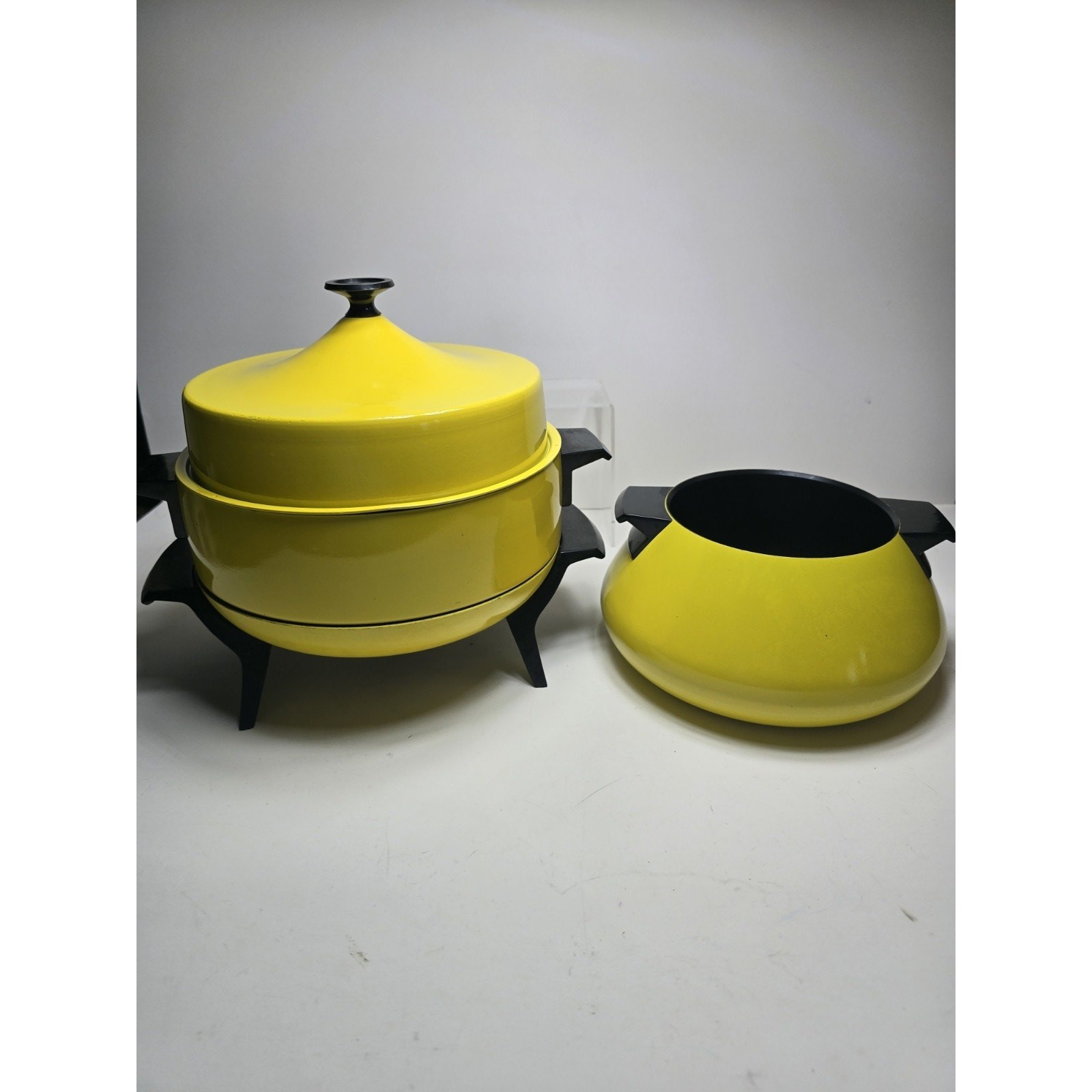 Vintage 70's GE General Electric Entertainer Skillet/Fondue/Sauce Pot Set Yellow
